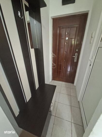 Garsonieră în Podu Roș