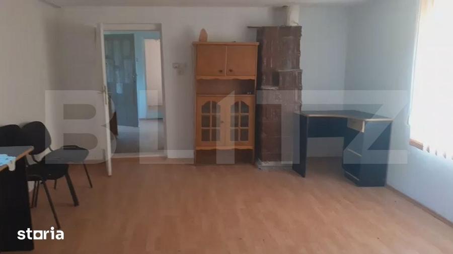 Casă cu 4 camere cu Teren 1700 Mp în Oancea