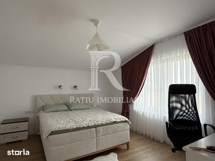 Casă cu 5 camere cu Teren 500 Mp în Sântandrei