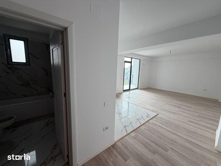 Garsonieră decomandată în Central — fotografia 1