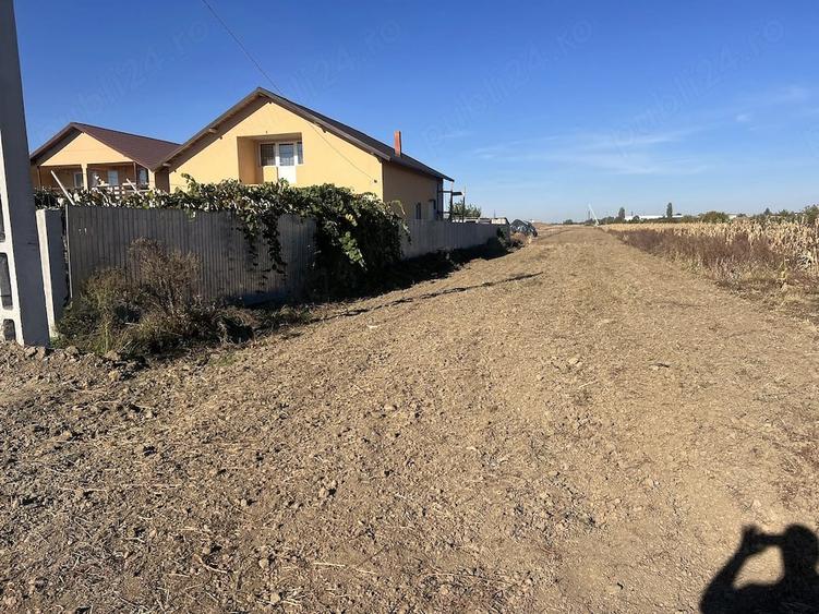Teren de 3260 mp, în Mogoșani
