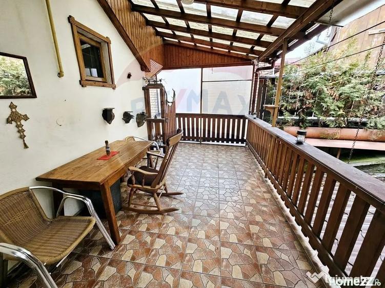 Apartament cu 3 camere decomandat în Calea București