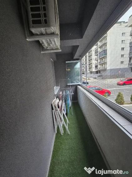 Apartament cu 2 camere decomandat în Ozana