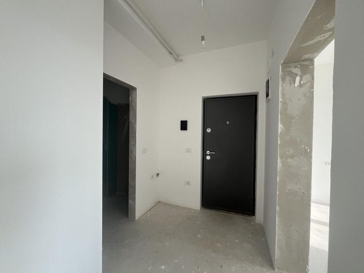 Apartament cu 3 camere decomandat în Torontalului