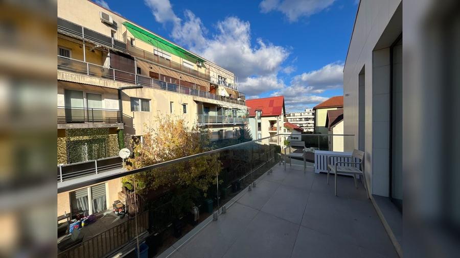 Apartament cu 2 camere semidecomandat în Grigorescu