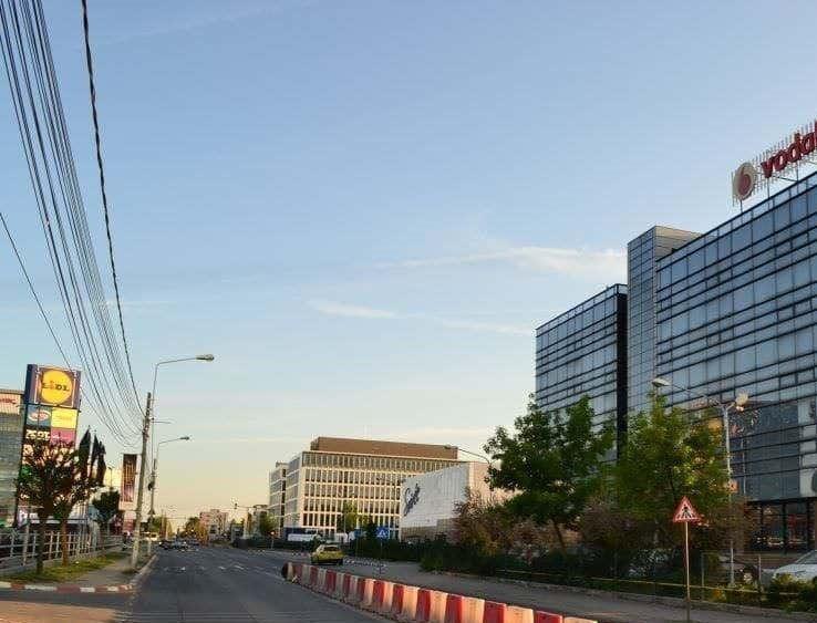 Birou, de 696 mp, în Pipera