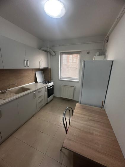 Apartament 1 camera decomandat, zona Galata - 3