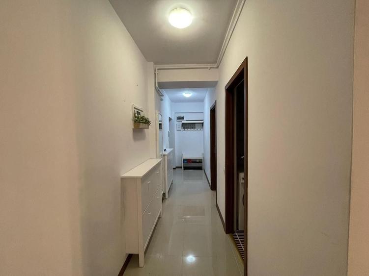Apartament cu 2 camere decomandat, mobilat în Central