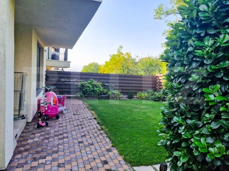 Casă individuală cu 4 camere cu Canalizare în Dâmbul Rotund