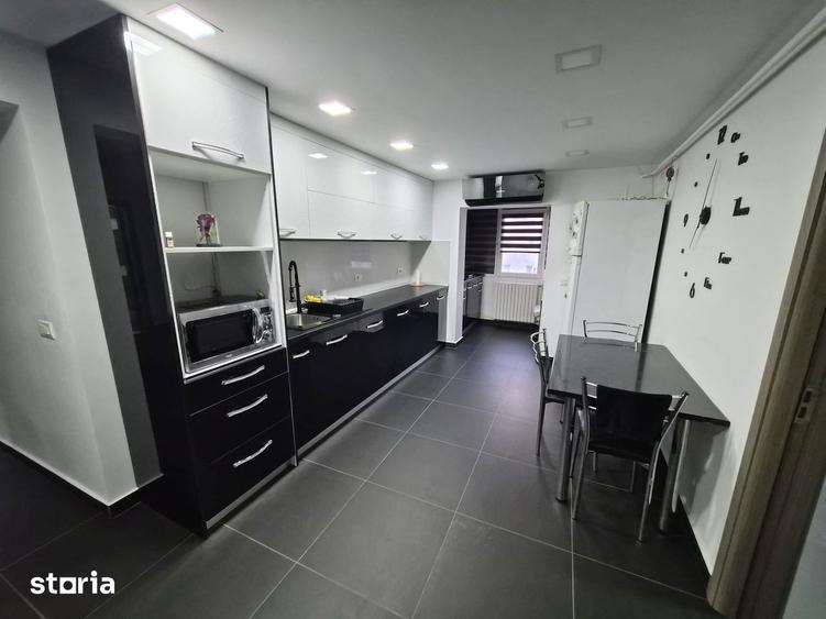 Apartament cu 3 camere în C5