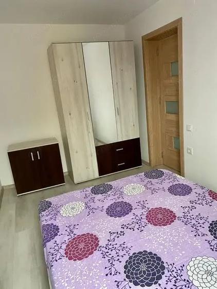 Ofer spre vanzare apartament 2 camere in zona Eroii Revolutiei - 1