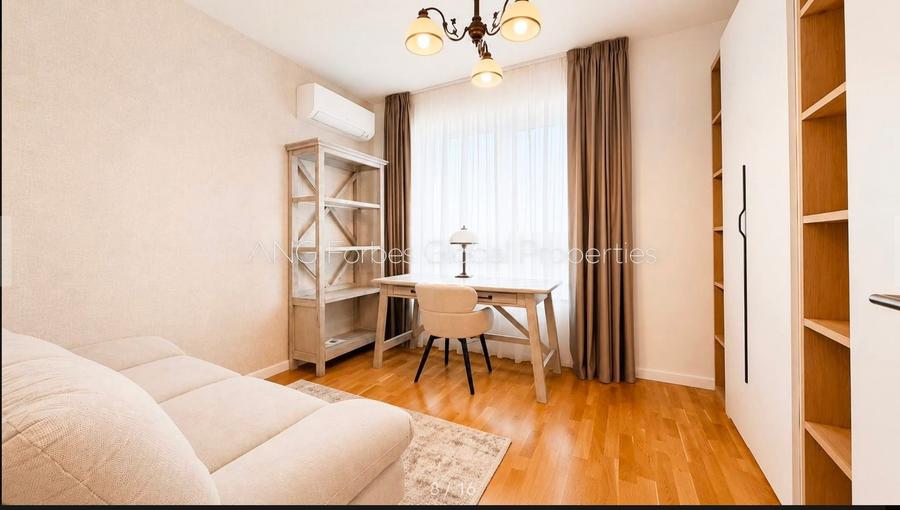 Apartament cu 3 camere decomandat, mobilat în Agronomie