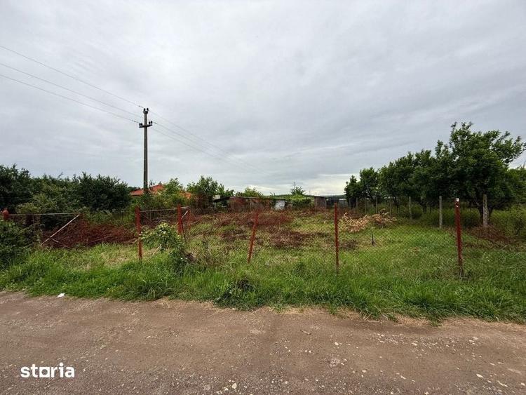 Teren de 500 mp, în Botiz