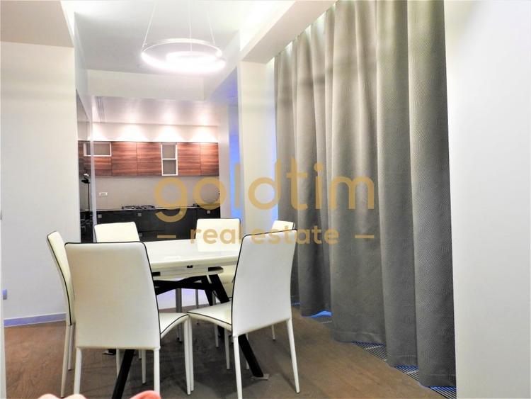 Apartament cu 4 camere semidecomandat, mobilat în Iancu Nicolae
