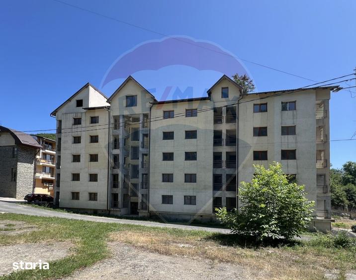 Spațiu comercial, de 2,200 mp, în Ileanda