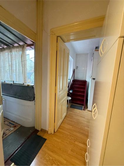 Apartament cu 3 camere semidecomandat în Ultracentral