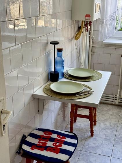 Apartament cu 2 camere semidecomandat în Șcheia