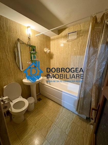 Apartament cu 4 camere decomandat, mobilat în Peco