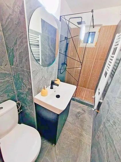 Apartament cu 3 camere decomandat, mobilat în Dacia