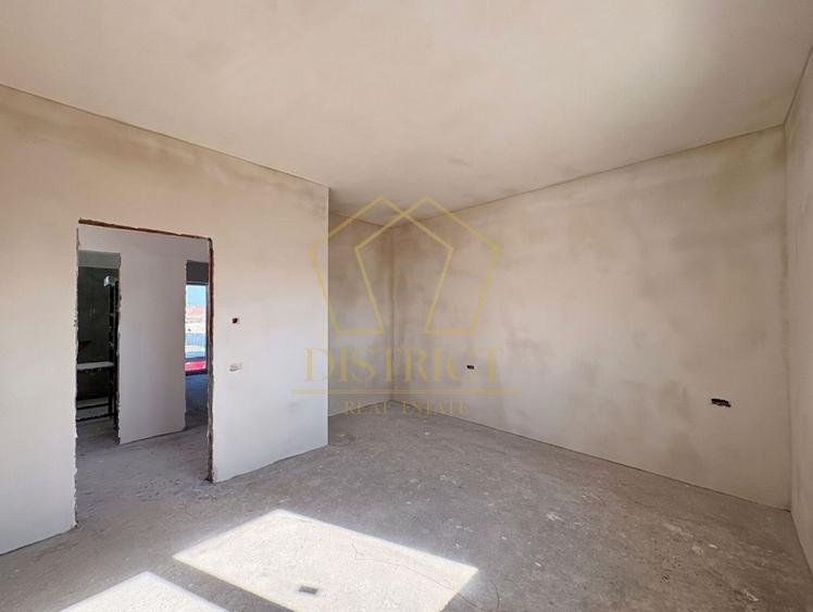 Duplex cu 3 camere cu Canalizare în Bucovăț (Remetea Mare)