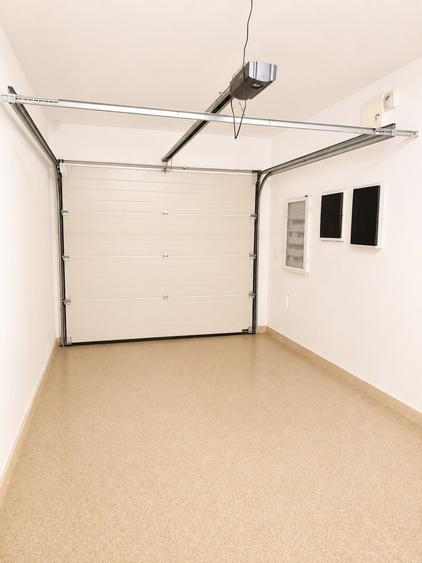 Casă cu 4 camere în Tunari