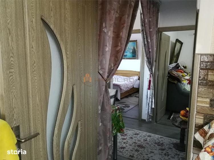 Casă cu 4 camere în Uricani