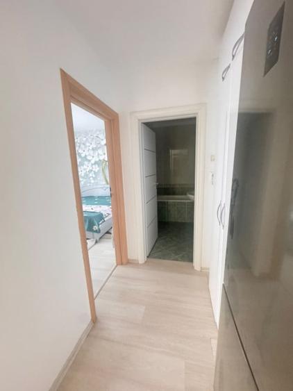 Apartament cu 3 camere decomandat în City Park Mall