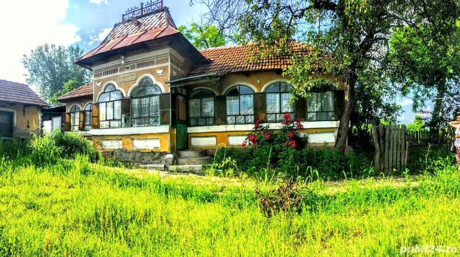 Casă cu Teren 964 Mp în Orlești