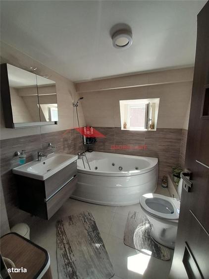 Apartament cu 2 camere în Unirea