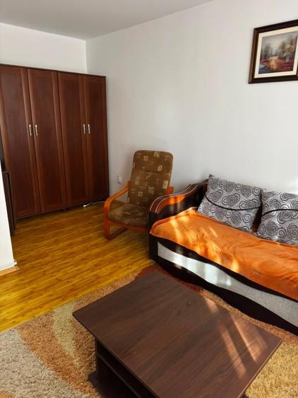 Apartament cu 2 camere decomandat, mobilat în Zahana