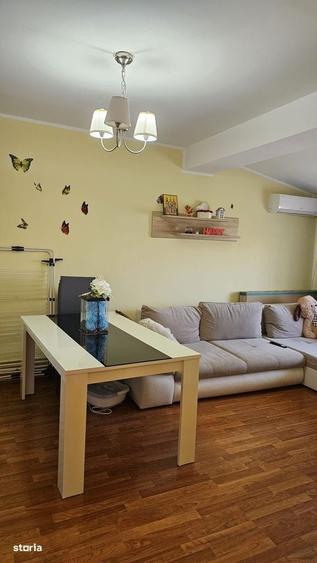 Apartament cu 2 camere în Micro 20
