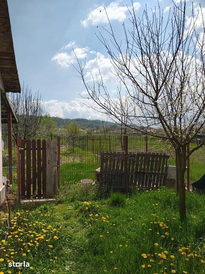 Casă cu 3 camere cu Teren 2370 Mp în Mihăești