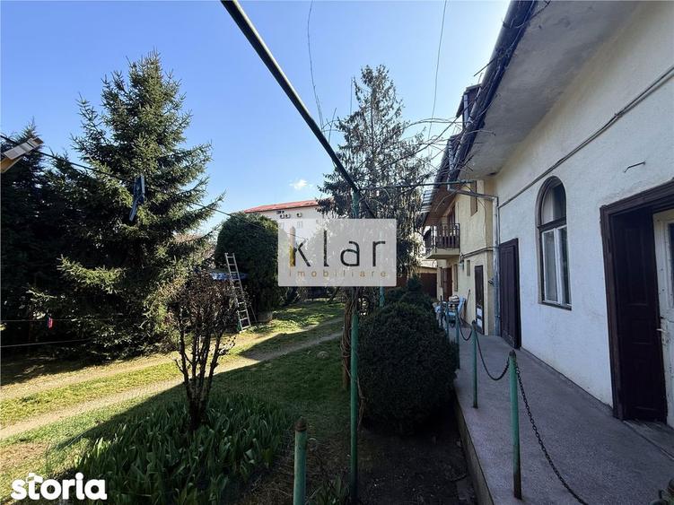 Casă cu 10 camere cu Teren 682 Mp în Mărăști