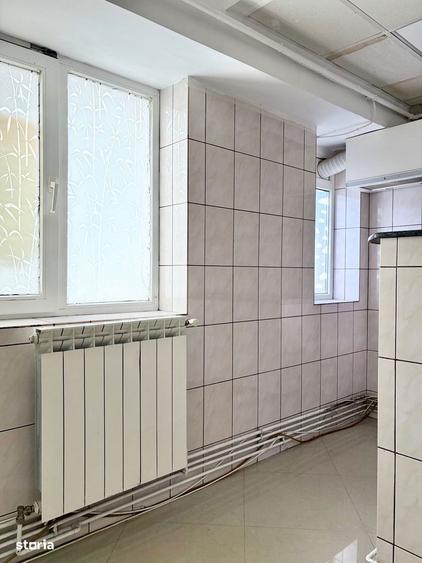 Apartament cu 4 camere, mobilat în Decebal