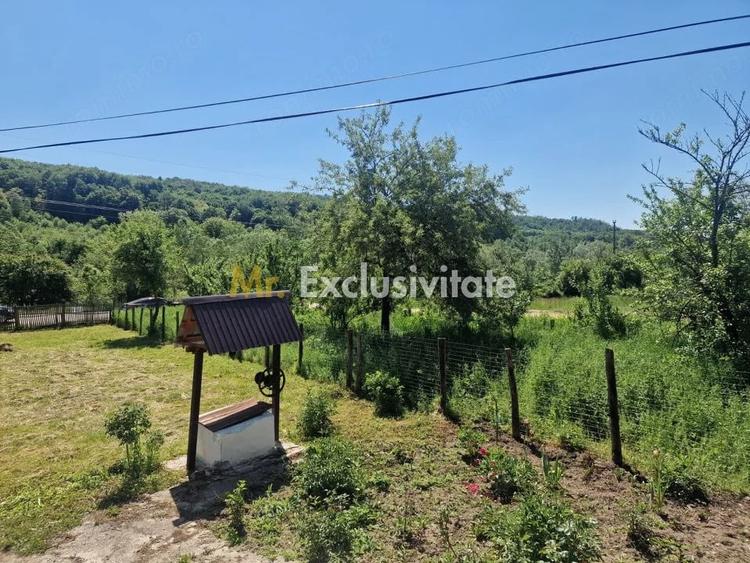 Casă cu 2 camere cu Teren 1150 Mp în Boțești