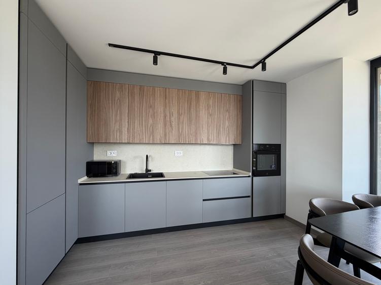 Apartament cu 3 camere decomandat în Ultracentral