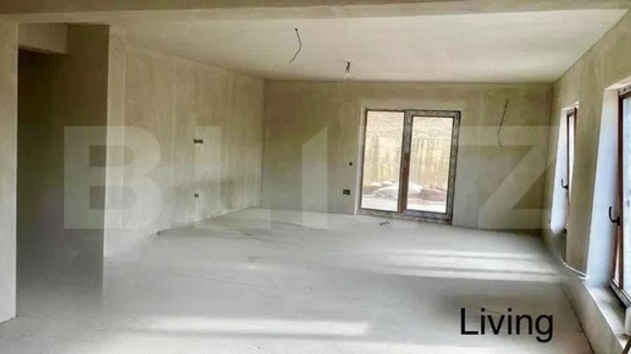 Casă individuală cu 3 camere cu Teren 1354 Mp în Sărmașu