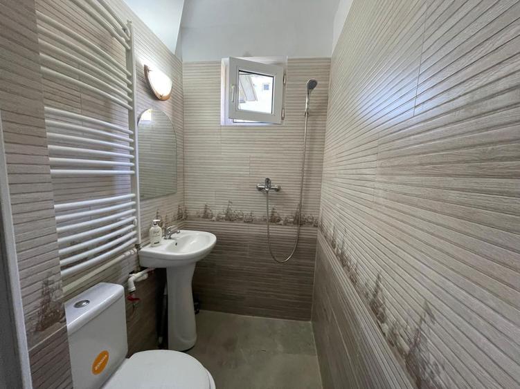 Casă cu 1 camere cu Teren 25 Mp în Rahova