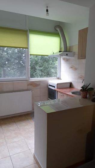 Garsonieră decomandată în Berceni