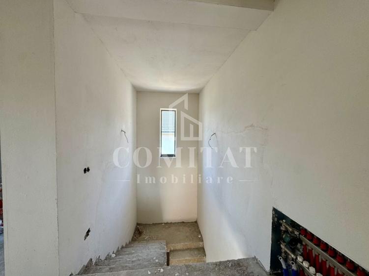 Duplex cu 4 camere cu Canalizare în Iris