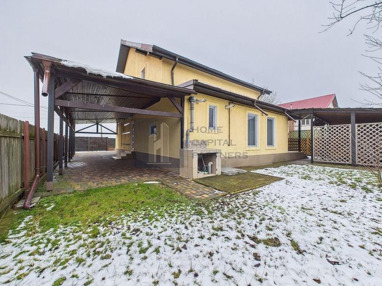 Casă individuală cu 5 camere cu Canalizare în Gulia