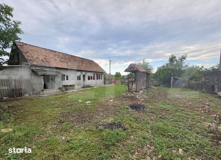 Casă cu 3 camere cu Teren 2698 Mp în Cistei