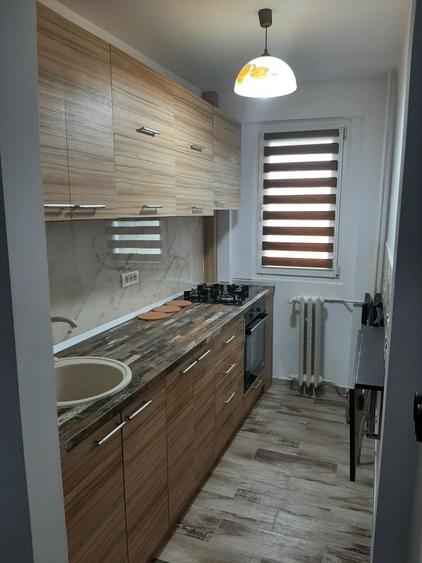 Apartament cu 2 camere decomandat în Brâncoveanu