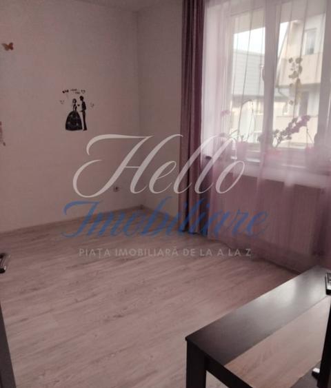 Apartament cu 2 camere semidecomandat în Florești