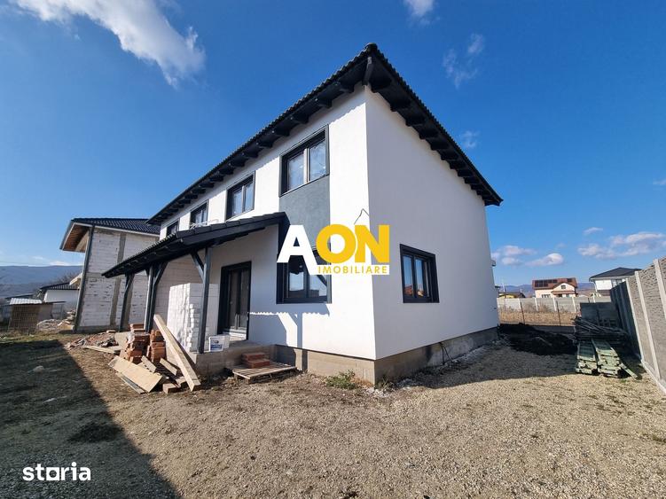 Casă cu 4 camere cu Teren 224 Mp în Central