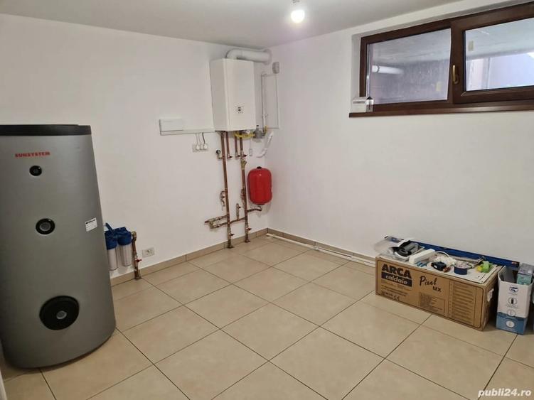 Casă cu 5 camere cu Teren 400 Mp în Ghimbav