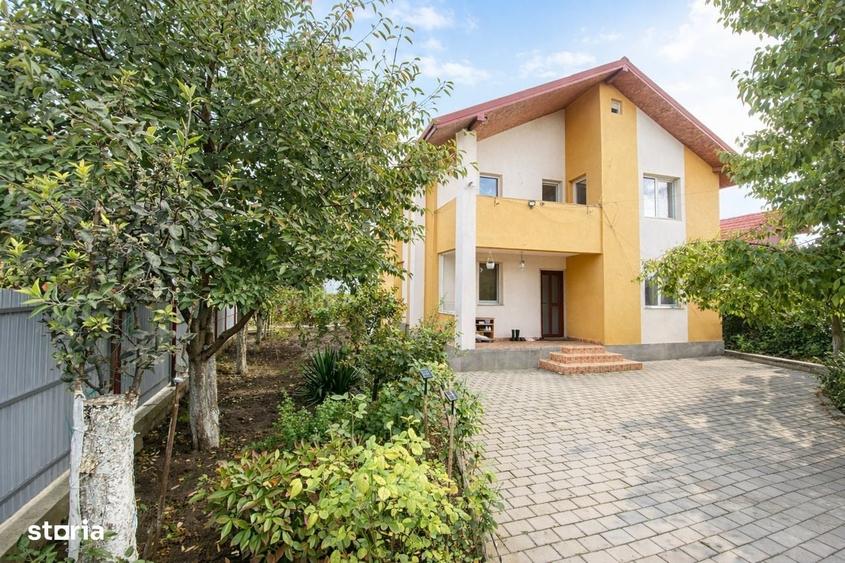 Casă cu 4 camere în Dancu