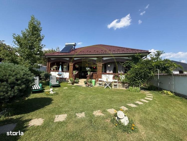 Casă cu 4 camere în Coșoveni