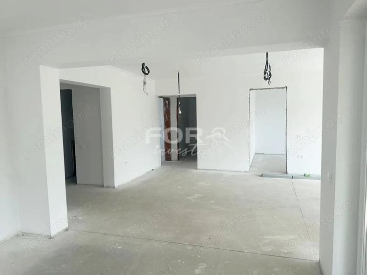 Casă cu 4 camere cu Teren 600 Mp în Paleu