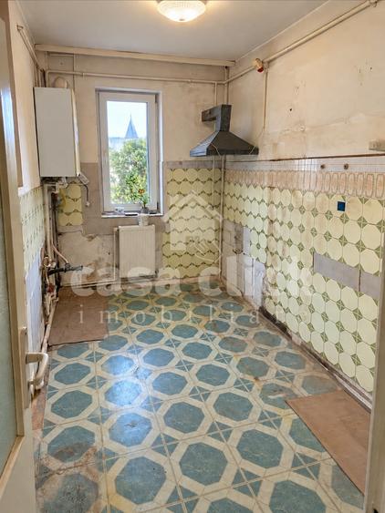 Apartament cu 2 camere circular în Micro 17